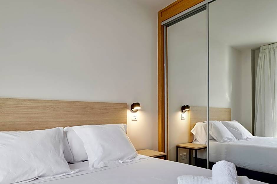 Hotel Logroño Avda de Madrid 25