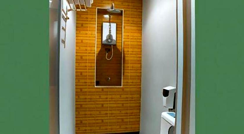 Hotel Zamburger Bliss