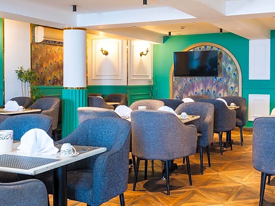 Panorama Ramsis Hotel & Cafe