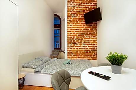 Quadruple Room with Shared Bathroom