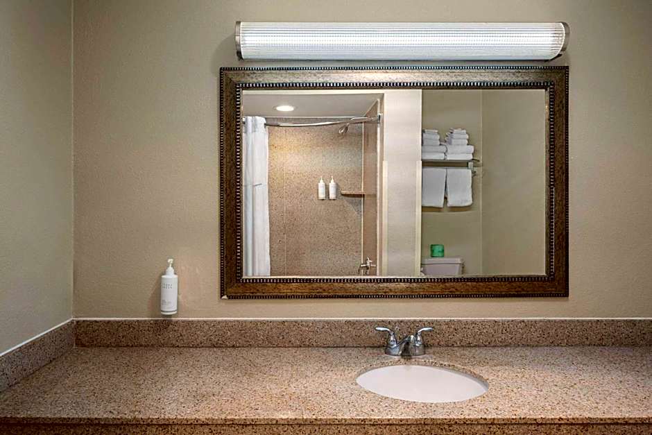 Days Inn by Wyndham Klamath Falls