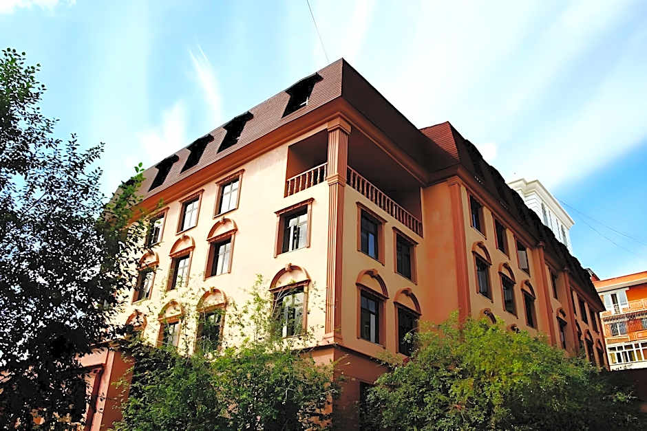 Mika Hotel