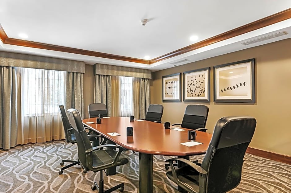 Staybridge Suites-Philadelphia/Mount Laurel By IHG