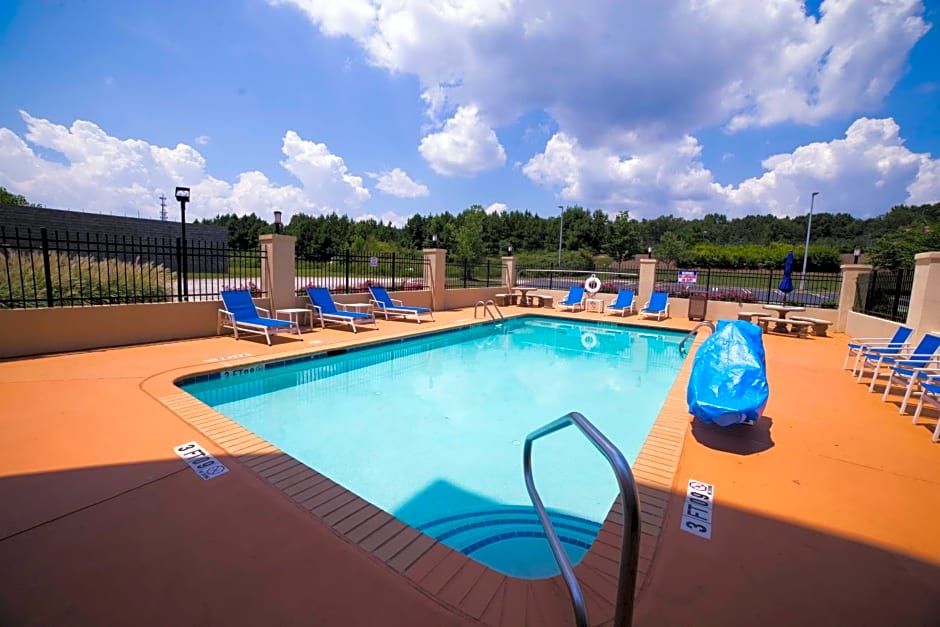 Holiday Inn Express Hotel & Suites Atlanta East - Lithonia By IHG