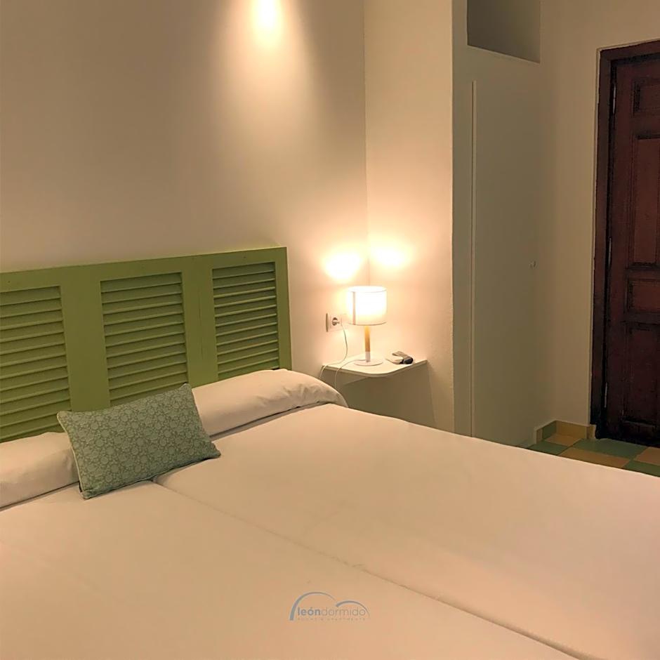 Hostal León Dormido