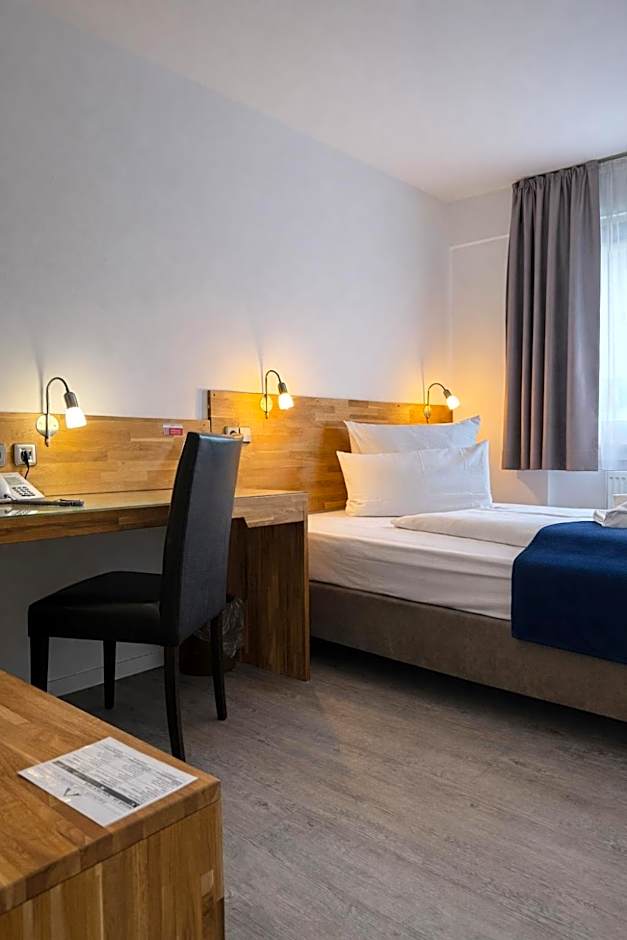 Luna Inn Stuttgart City
