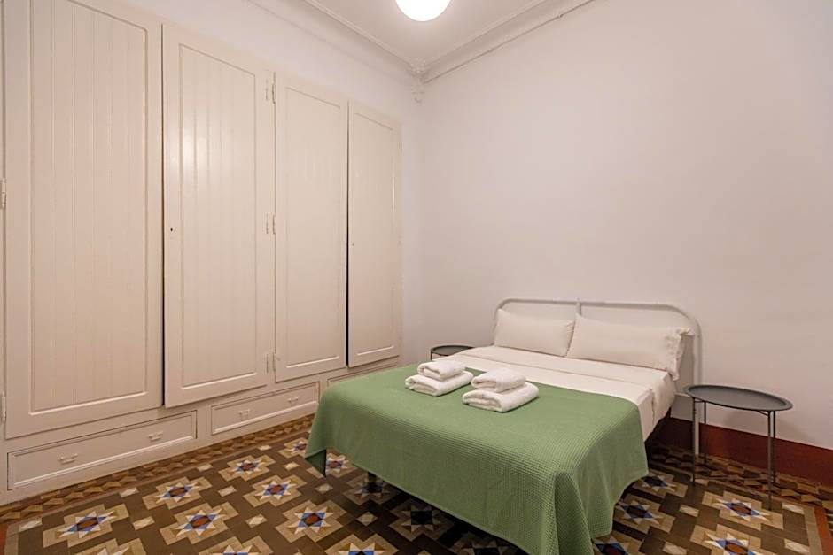 BP2 - Big apartment for groups in BCN city center HUTB - 77390