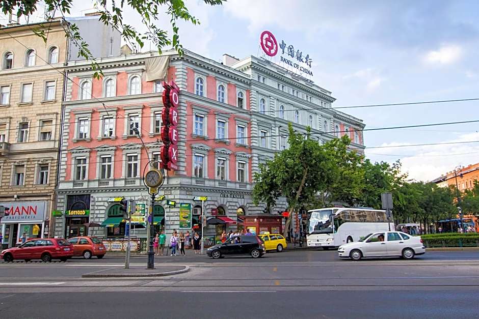 Avenue Hostel