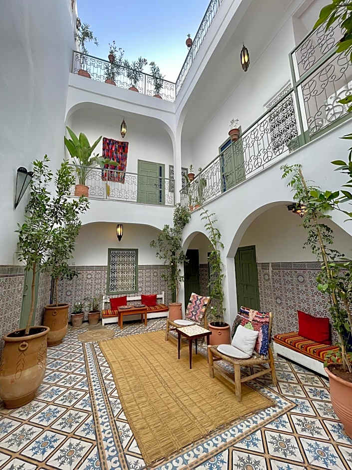Riad Yu Yu