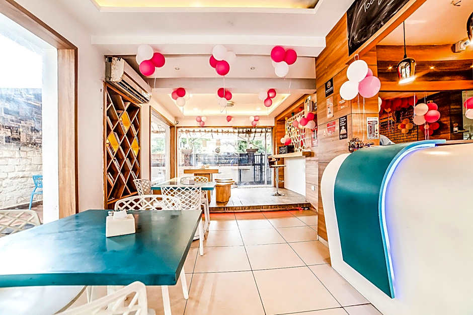 FabHotel Imperio Baner