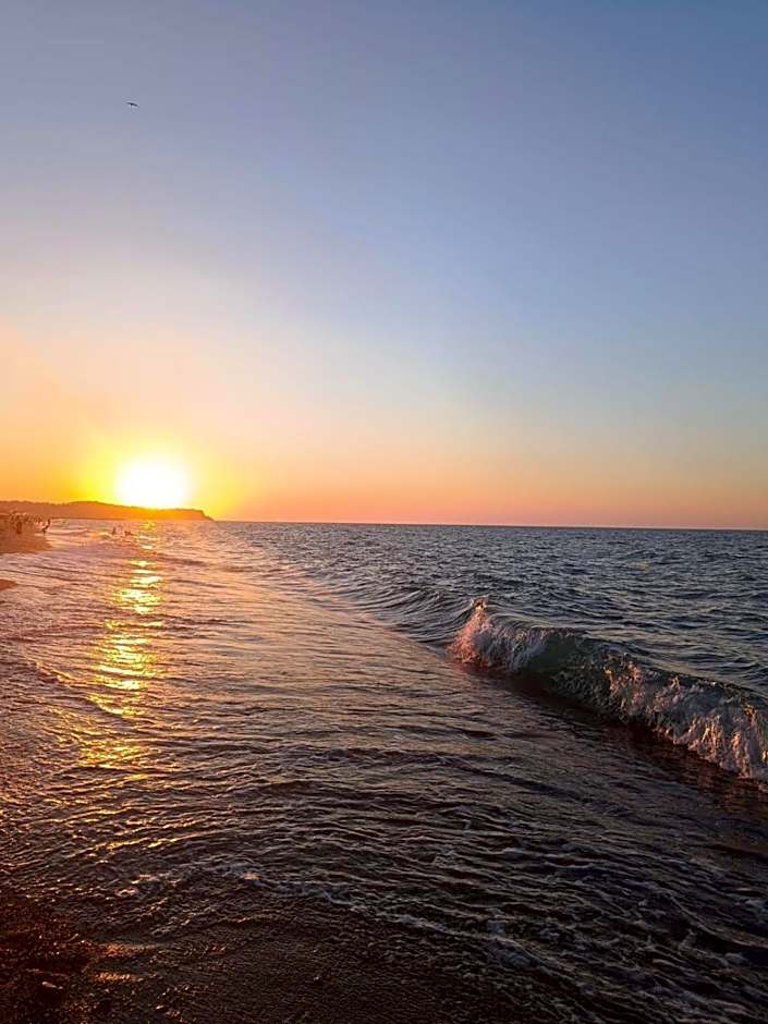 Airport Confort Guest House