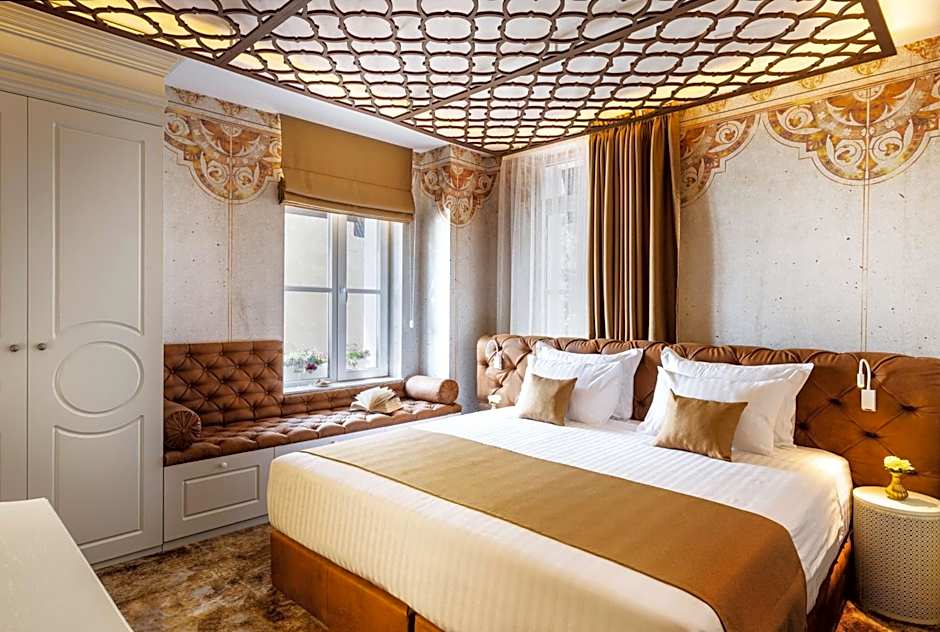 Art Boutique Hotel Gallery 37 Plovdiv - Superb Location in the Old Town