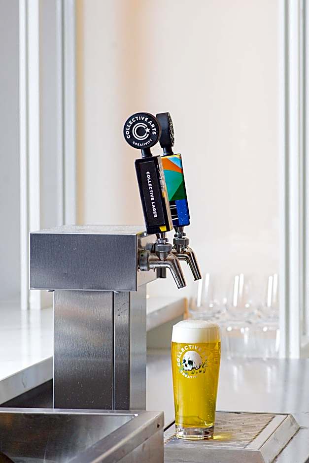 Revery Toronto Downtown, Curio Collection by Hilton