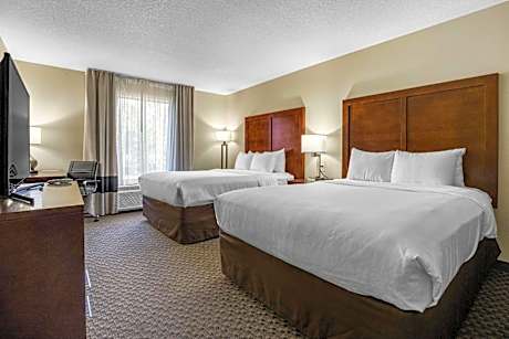 Queen Room with Two Queen Beds - Accessible/Non-Smoking