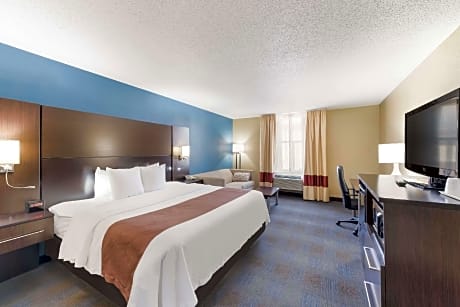 1 King Bed, Nonsmoking