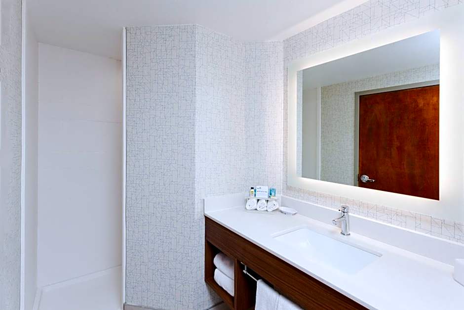 Holiday Inn Express Hotel & Suites Montgomery Boyd-Cooper Parkway By IHG