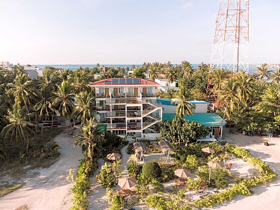 Reef Edge Thulusdhoo