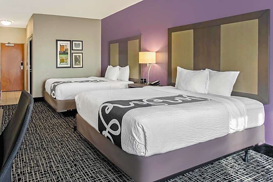 La Quinta Inn & Suites by Wyndham Hopkinsville