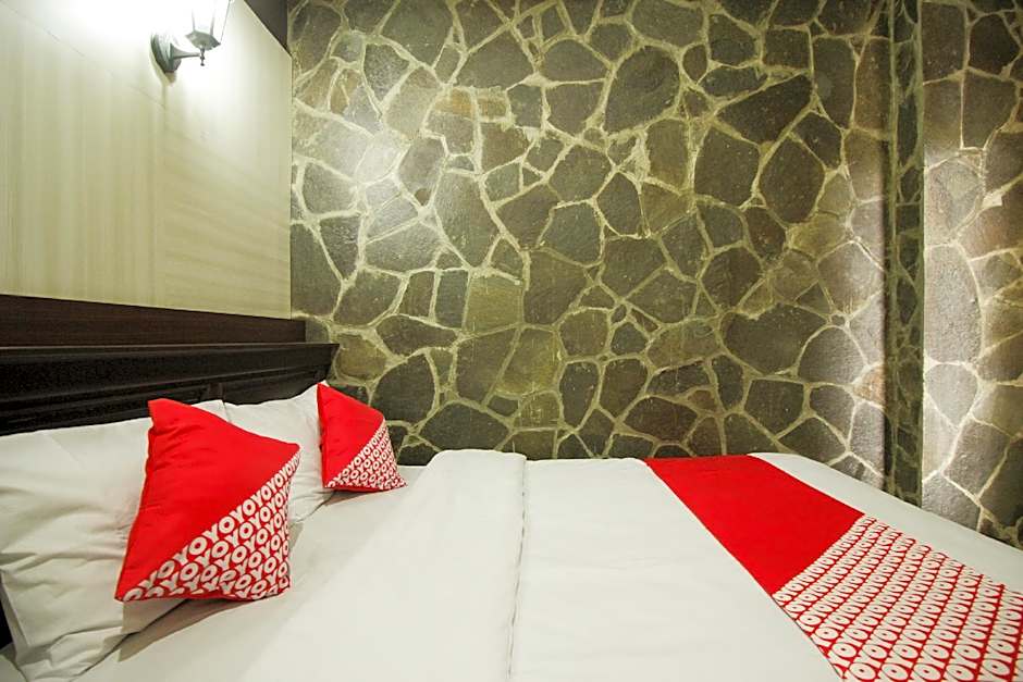 OYO 820 Abad Baru Hotel