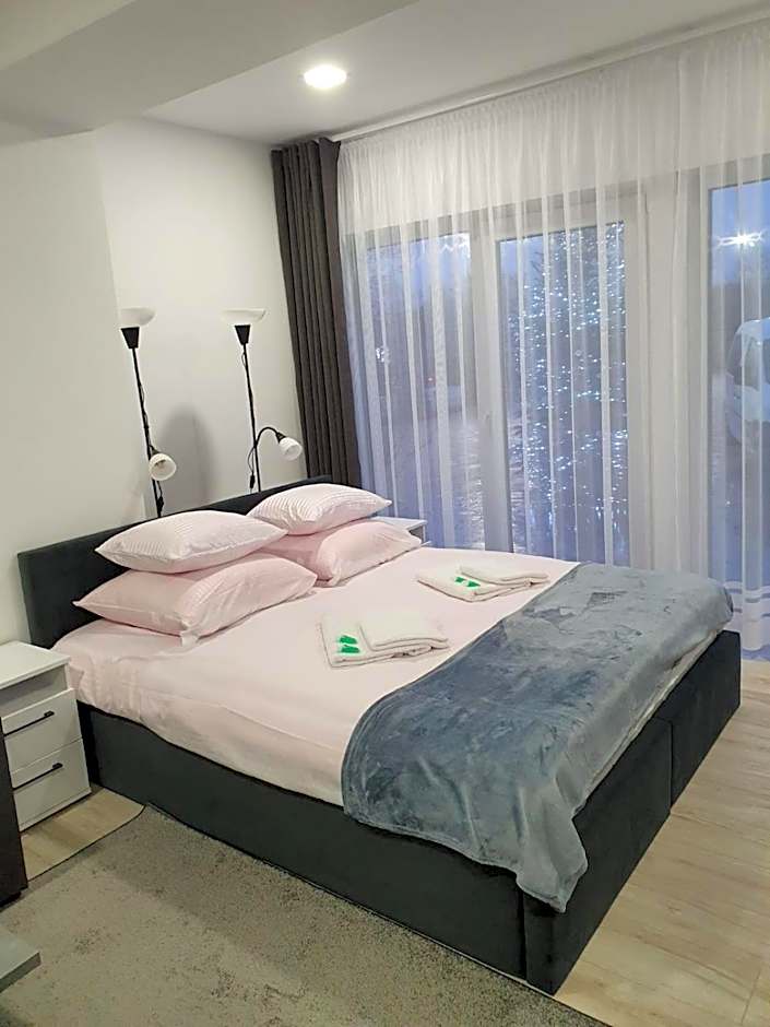 Comfort Stay, EV, Parking