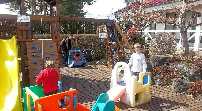 Kawaguchiko Lakeside Hotel