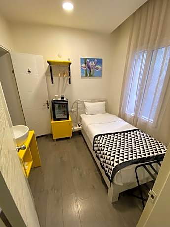 Economy Single Room