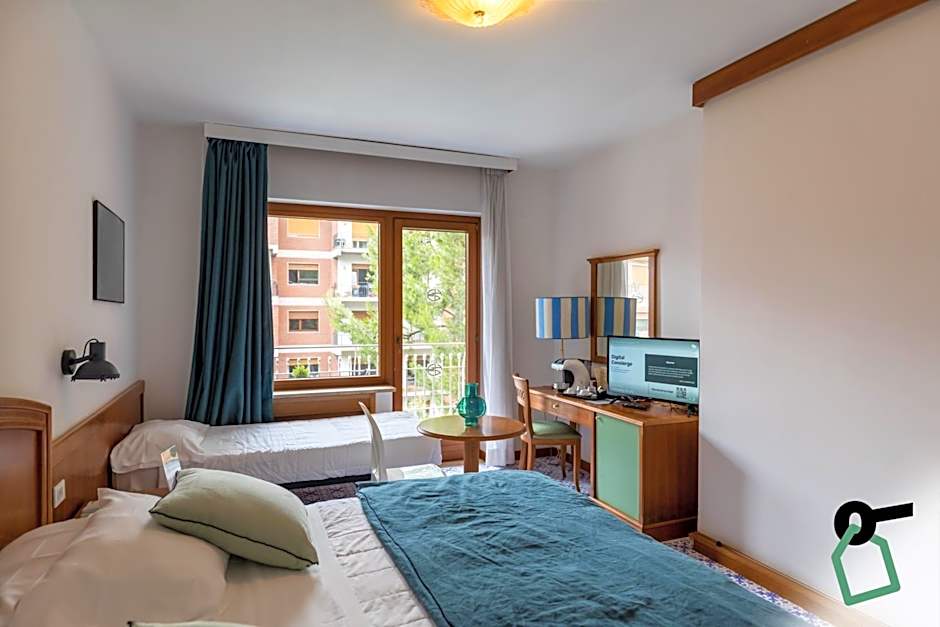 HOTIDAY Room Collection - Sorrento