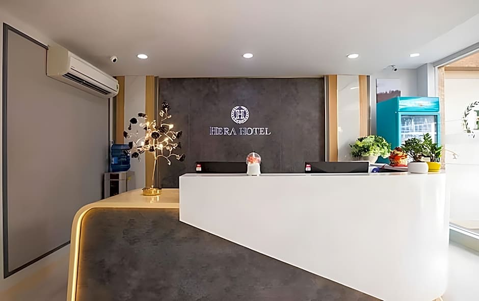 HERA HOTEL