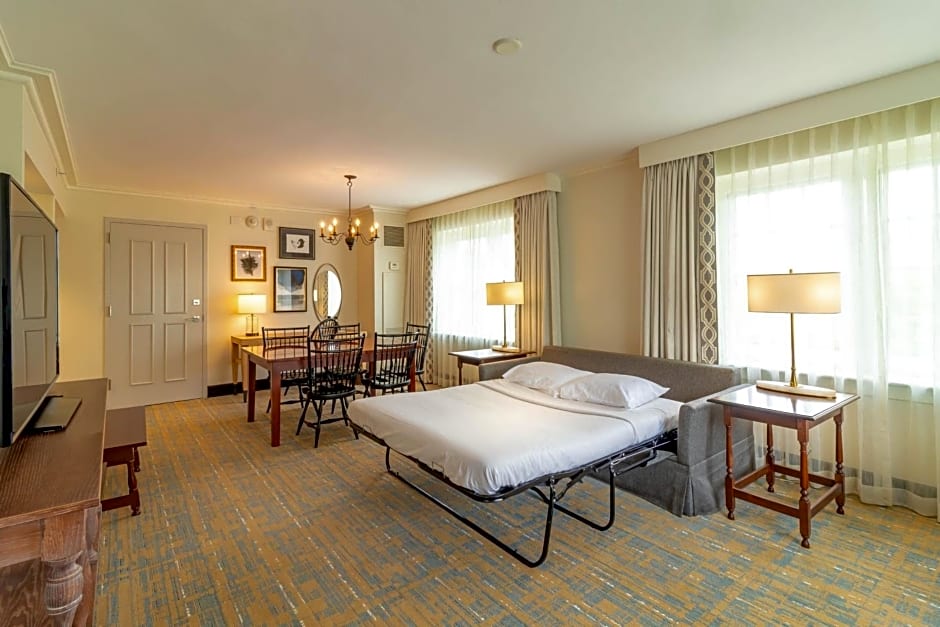 Williamsburg Lodge, Autograph Collection by Marriott