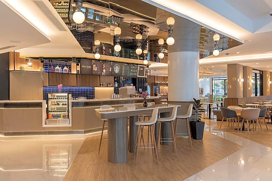 Centara Life Hotel Bangkok Phra Nakhon