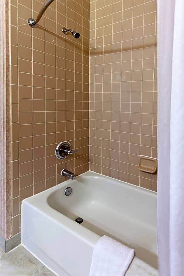 Landmark Inn Fort Irwin