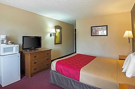 Econo Lodge Junction City I-70 Near Fort Riley