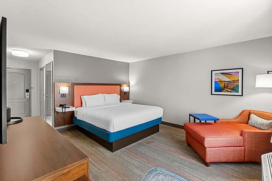 Hampton Inn & Suites Peru