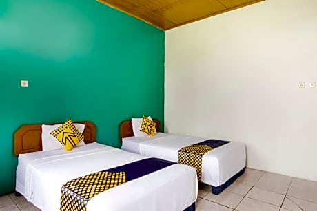 Small Twin Room