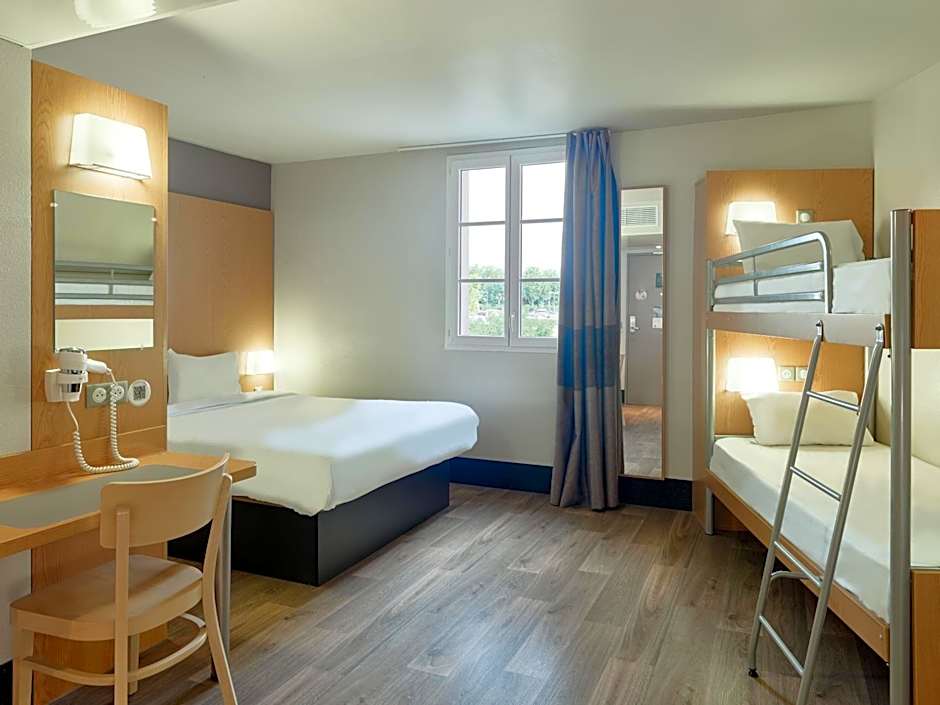 B&B HOTEL près de Disneyland Paris