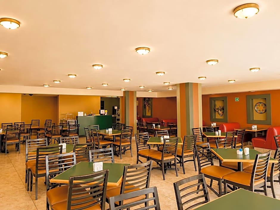 Hotel Son- Mar Monterrey Centro
