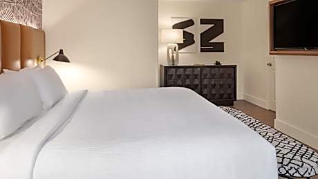 One-Bedroom Executive King Suite