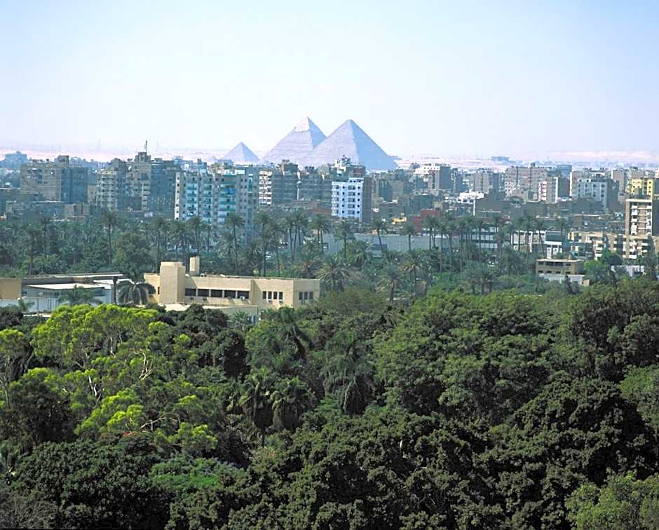 Four Seasons Hotel Cairo At The First Residence