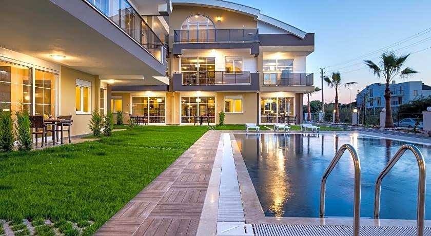 Lara Beach Homes