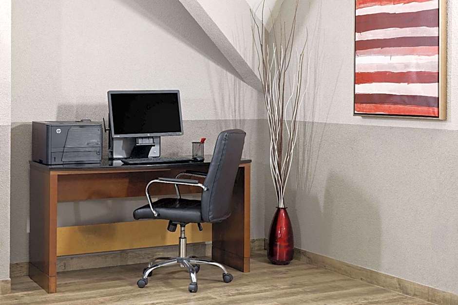 Ramada by Wyndham Parsippany