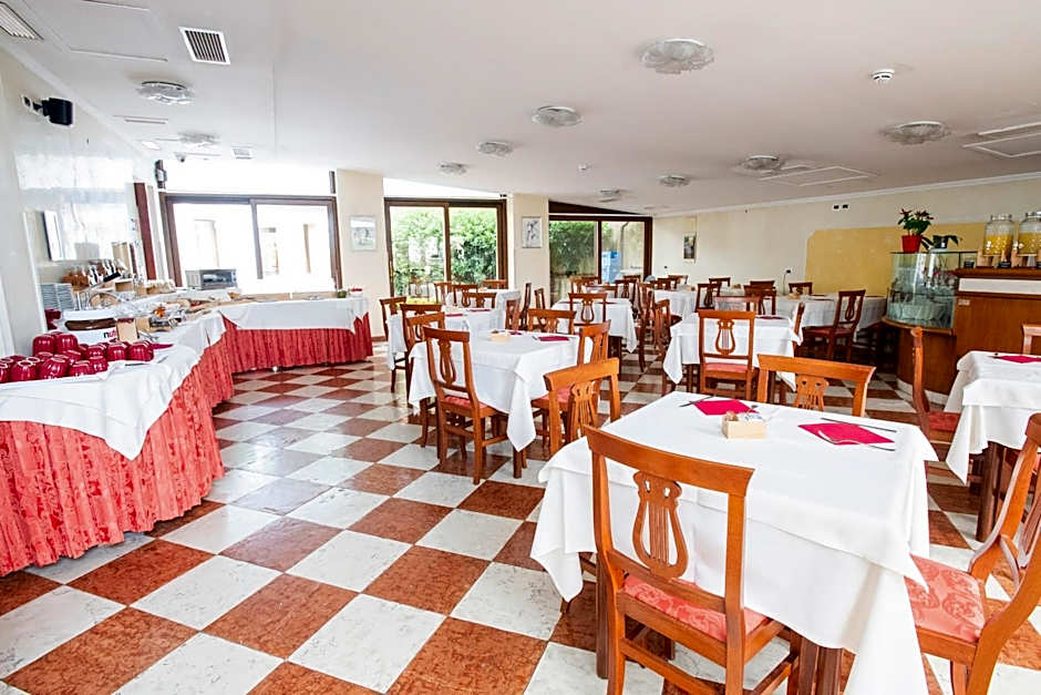 Hotel Russo Palace