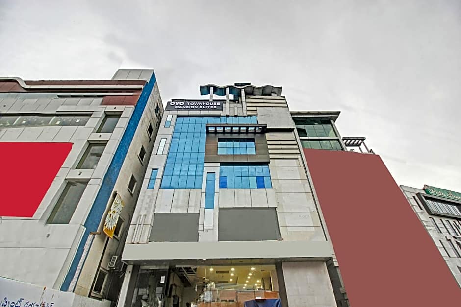 Oyo Townhouse 693 Mansion Suites