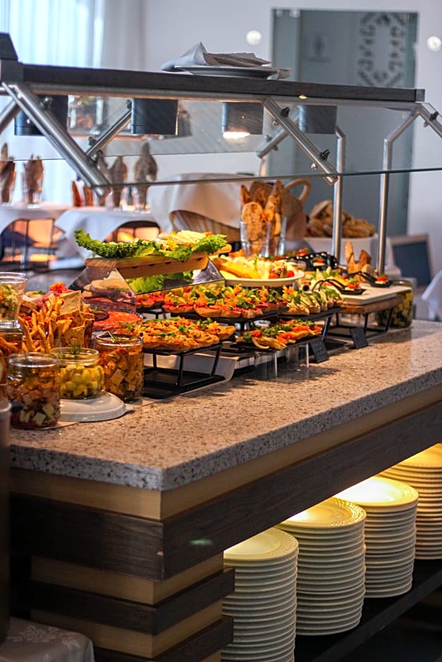 Grand Muthu Oura View Beach Club