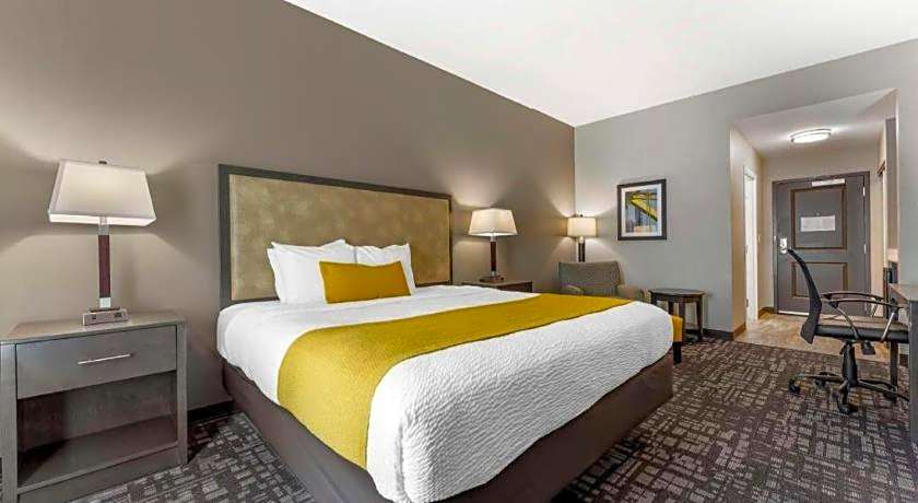 Best Western Plus Cranberry-Pittsburgh North