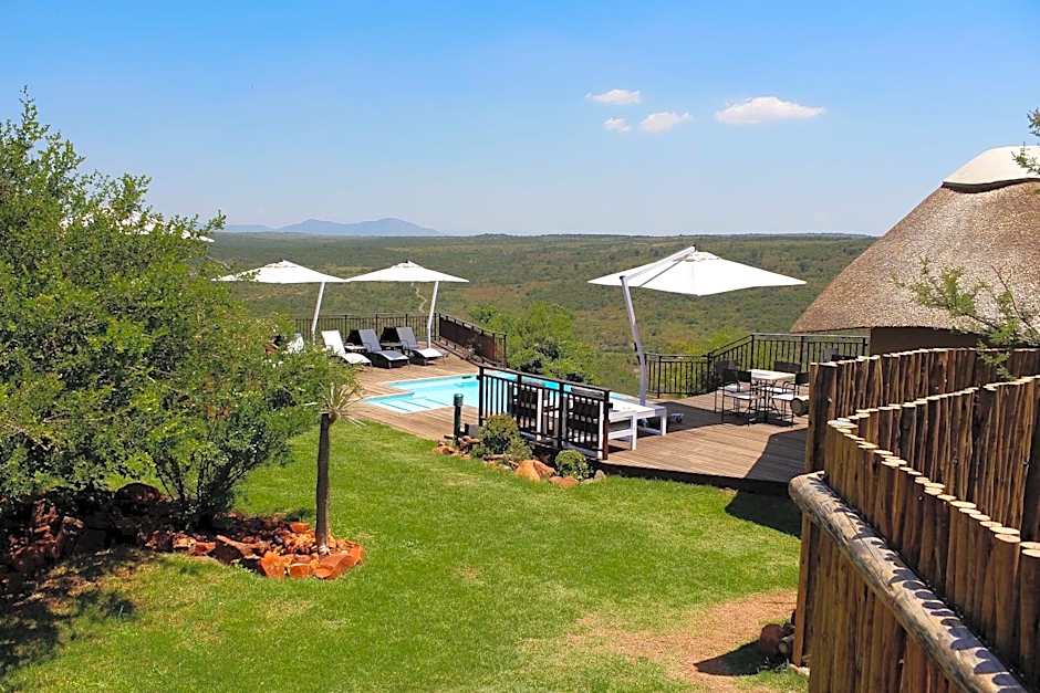 Umzolozolo Private Safari Lodge & Spa