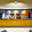 La Quinta Inn & Suites by Wyndham Fremont / Silicon Valley