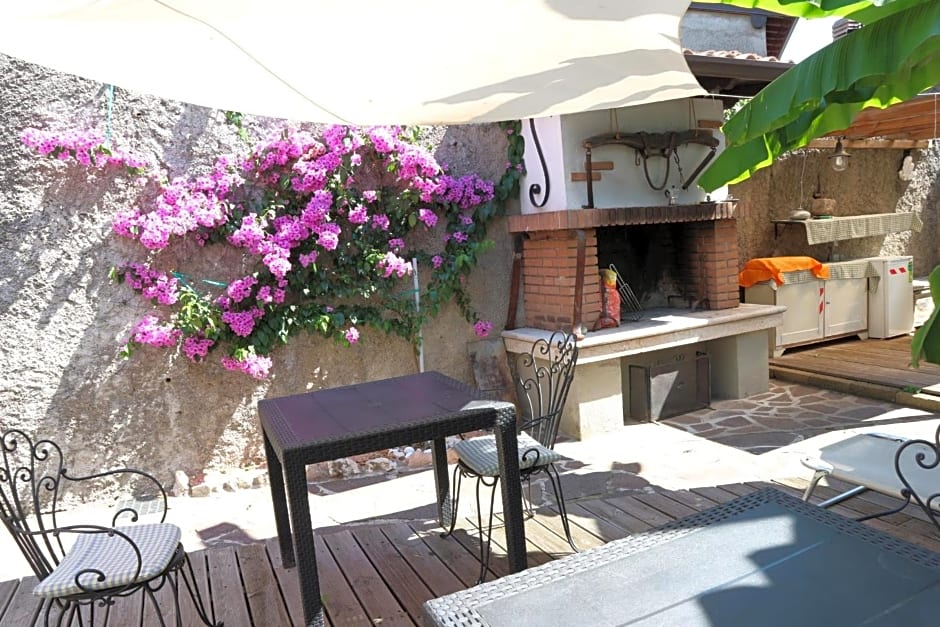 B&B Casa Elena Camere e Appartamenti sul Lago di Garda