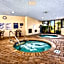 Newly Renovated Privately owned OF condo on 6th floor Ocean Reef w-heated pools, lazy river, hot tubs & restaurants