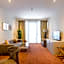 The Grand Gloria Hotel