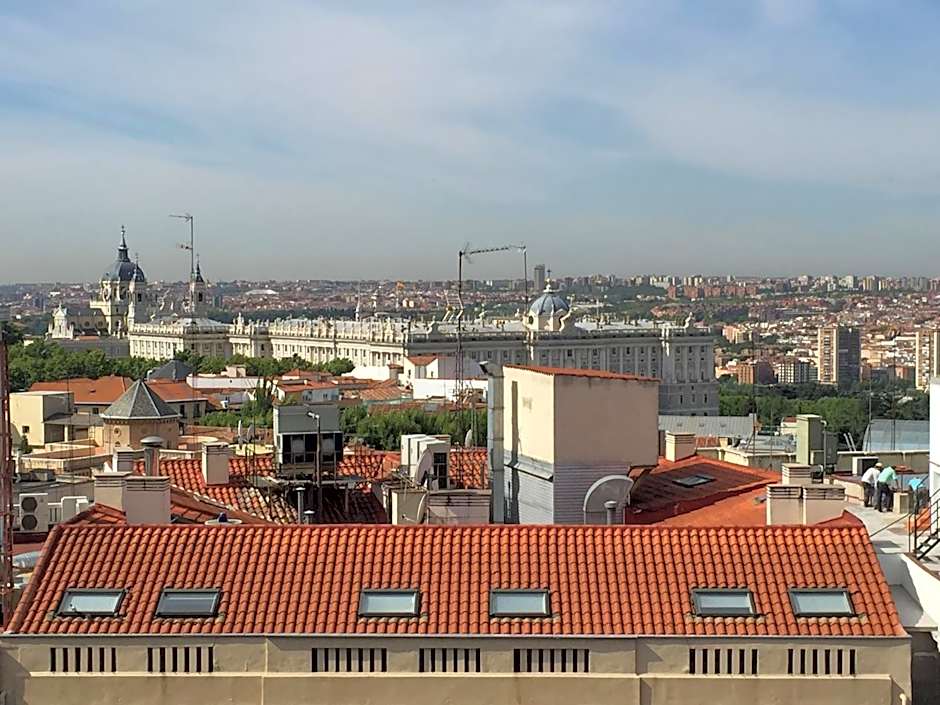 Hotel Madrid Centro Affiliated by Meliá